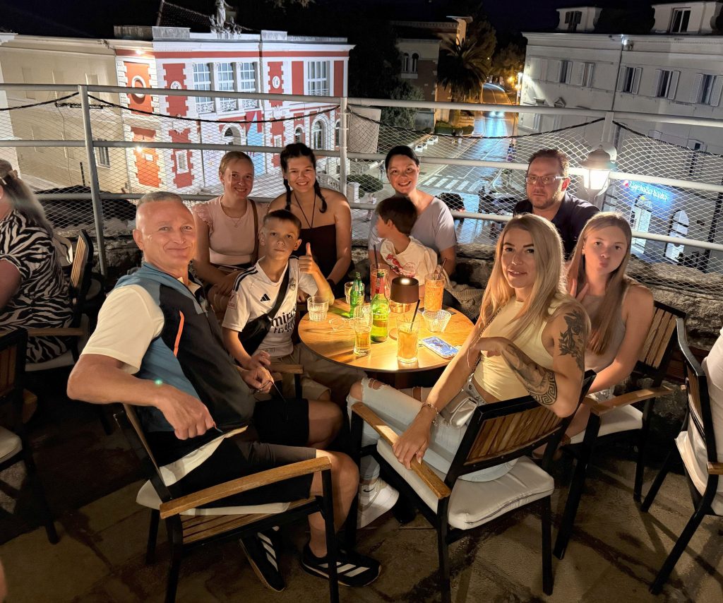 2025-POWERCAMP-POREC-Milana-Maxim-Mariia-Christof-Georg