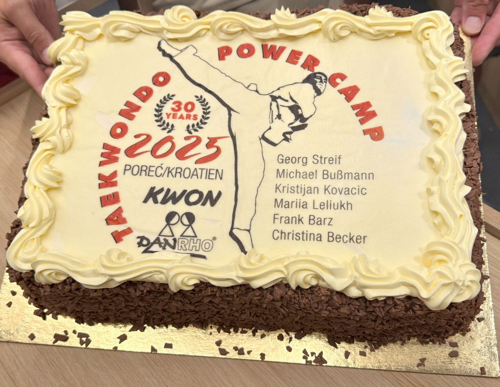 30-POWERCAMP-POREC-Jubiläums-Torte