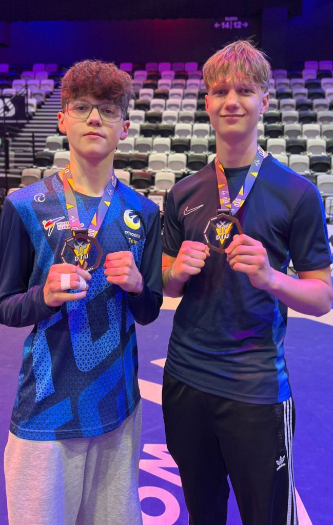 Die 2 Bronze-Medaillen-Gewinner in den Jugendklassen v. L. Philipp Knecht (Kaufbeuren) und Joshua Mair (Betzigau)